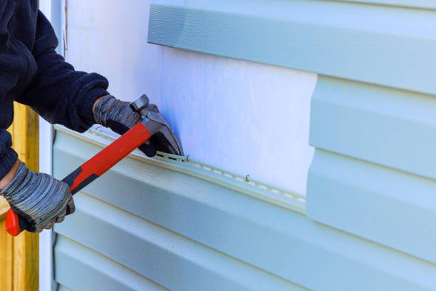 Reliable Emergency Siding Repair contractor in Montpelier, OH by All Pro Siding Demarest
